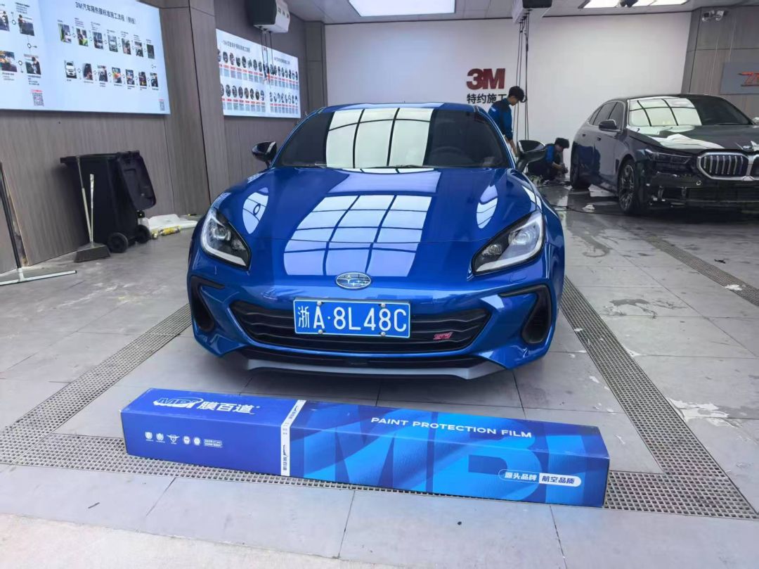 斯巴鲁斯巴鲁BRZ装贴M6-钻石系列车衣6.5