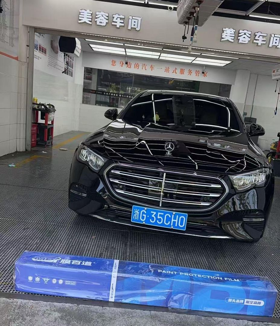 奔驰奔驰E300L装贴M6-钻石系列车衣6.5