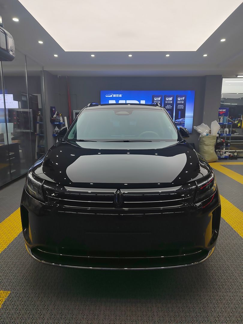赛力斯问界M7装贴稀拓系列太阳膜75/稀拓系列太阳膜15