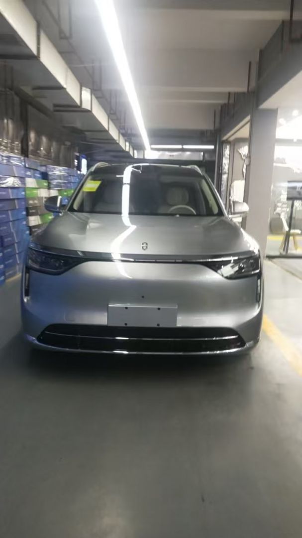 赛力斯问界M8装贴I8-星耀系列隐形车衣8.5