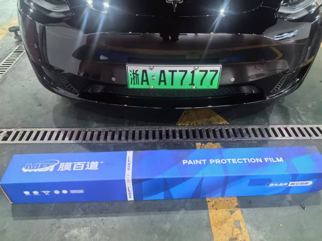 特斯拉model Y装贴B7-铂金系列车衣7.5