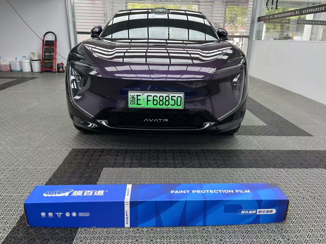 阿维塔07装贴稀拓系列太阳膜75/稀拓系列太阳膜35