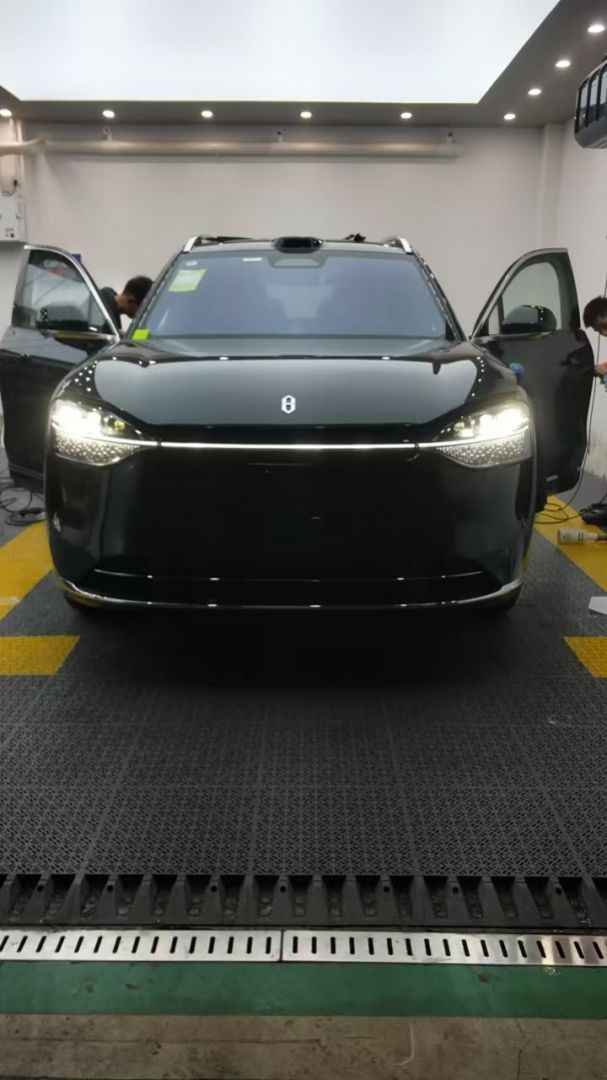 赛力斯问界M9装贴I8-星耀系列隐形车衣8.5