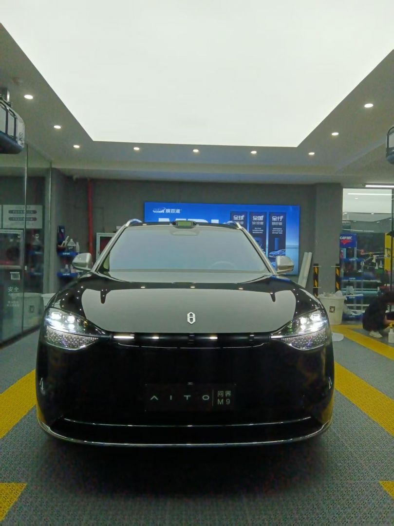赛力斯问界M9装贴I8-星耀系列隐形车衣8.5