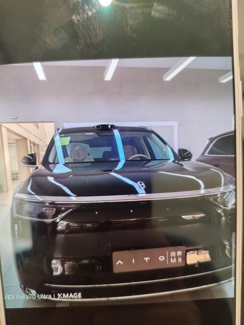 赛力斯问界M8装贴稀拓系列太阳膜75/稀拓系列太阳膜35