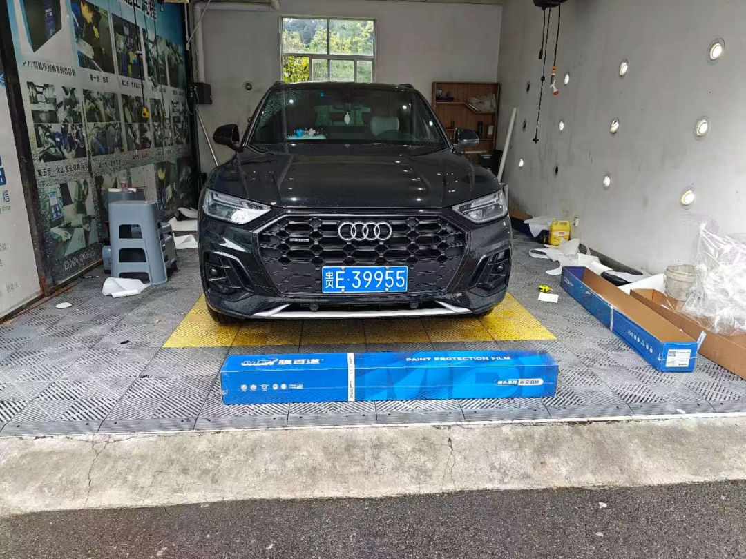 奥迪Q5L装贴M7-钻石系列车衣7.5