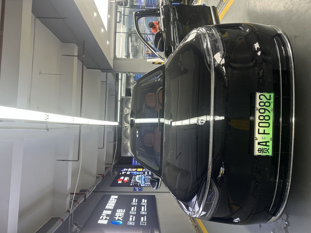 赛力斯m7装贴稀拓系列太阳膜75/稀拓系列太阳膜15