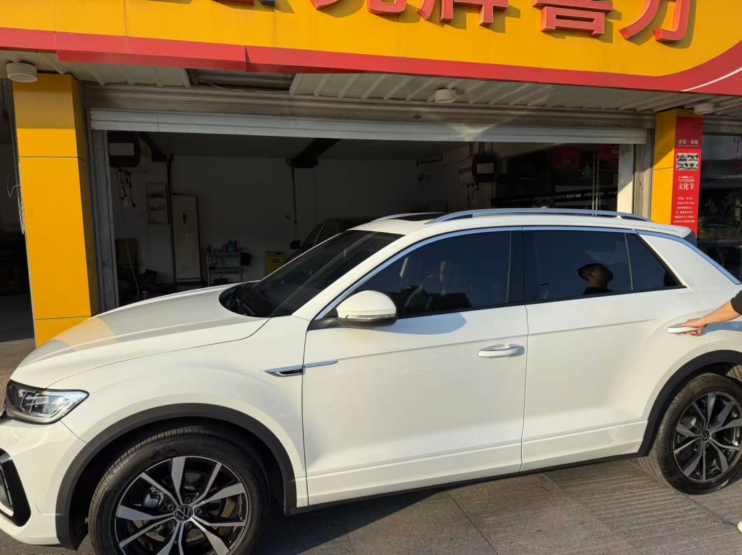 大众探歌装贴稀拓系列太阳膜75/稀拓系列太阳膜15