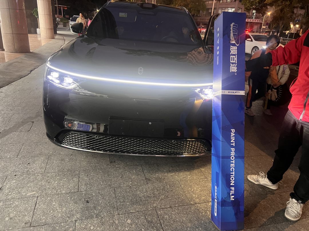  金康赛力斯问界M8装贴M8-钻石系列车衣8.5