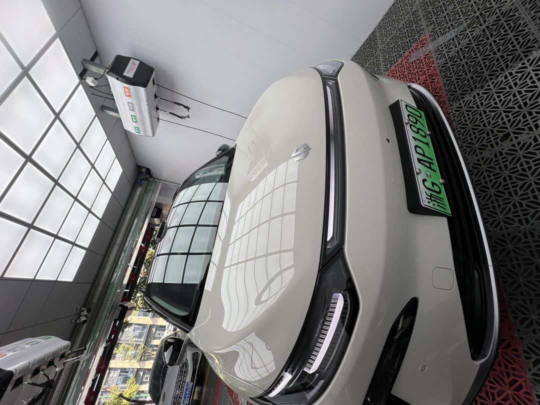 零跑C11装贴稀拓系列太阳膜75/稀拓系列太阳膜15