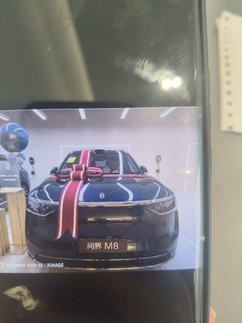 赛力斯问界M8装贴稀拓系列太阳膜75/稀拓系列太阳膜35