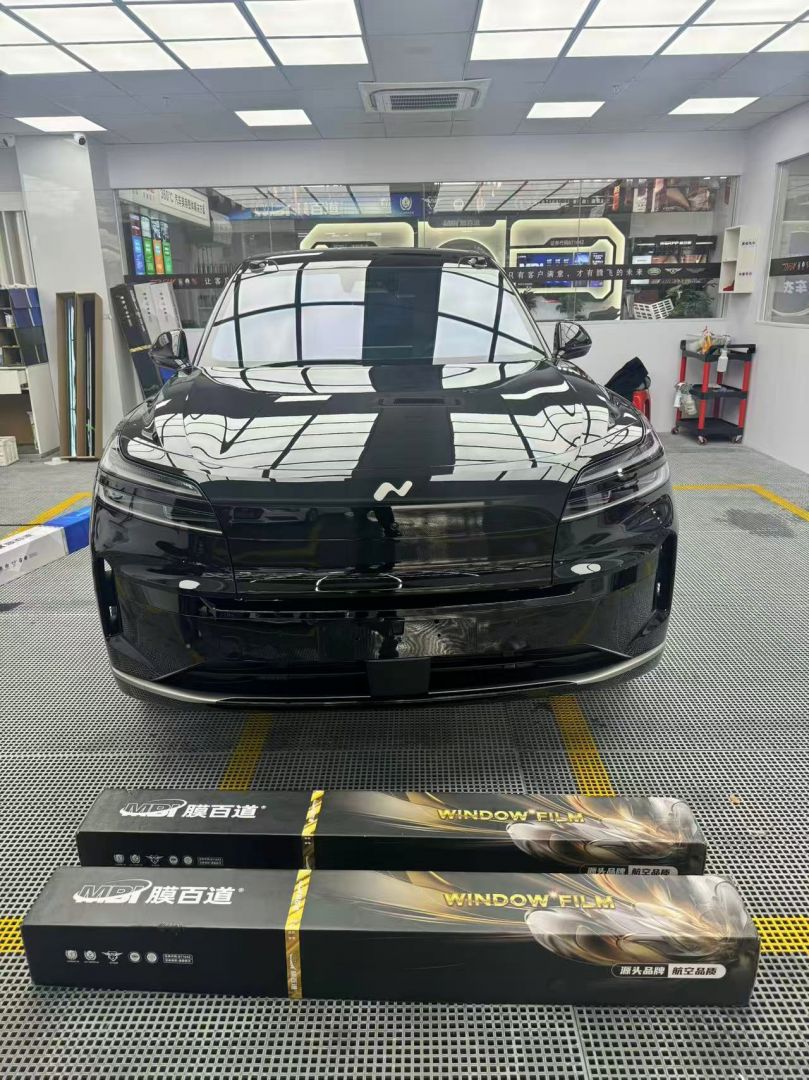 乐道L90装贴睿耀系列太阳膜（非吸热型5G膜）30				/稀拓系列太阳膜15