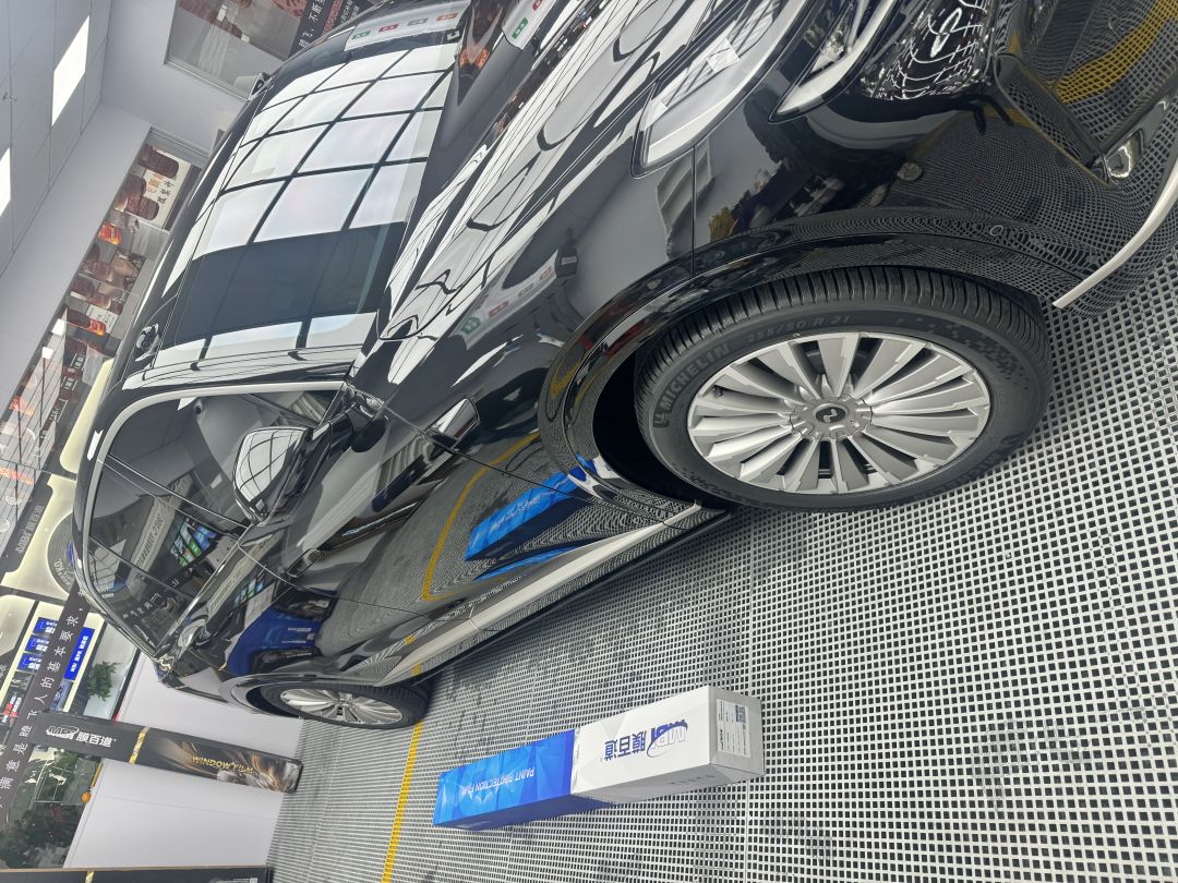 乐道L90装贴I7-星耀系列隐形车衣7.5