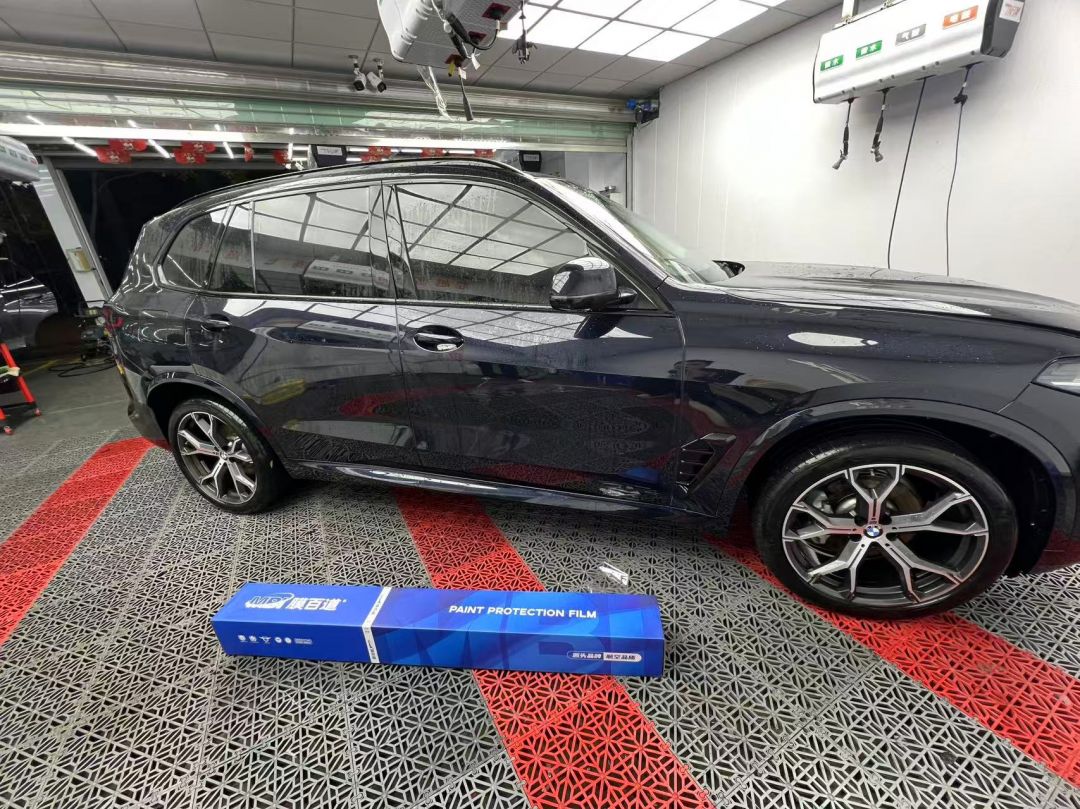 宝马X5装贴B7-铂金系列车衣7.5