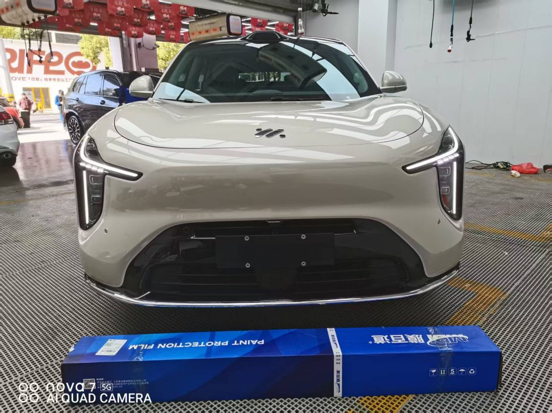 智己LS6装贴稀拓系列太阳膜75/稀拓系列太阳膜15