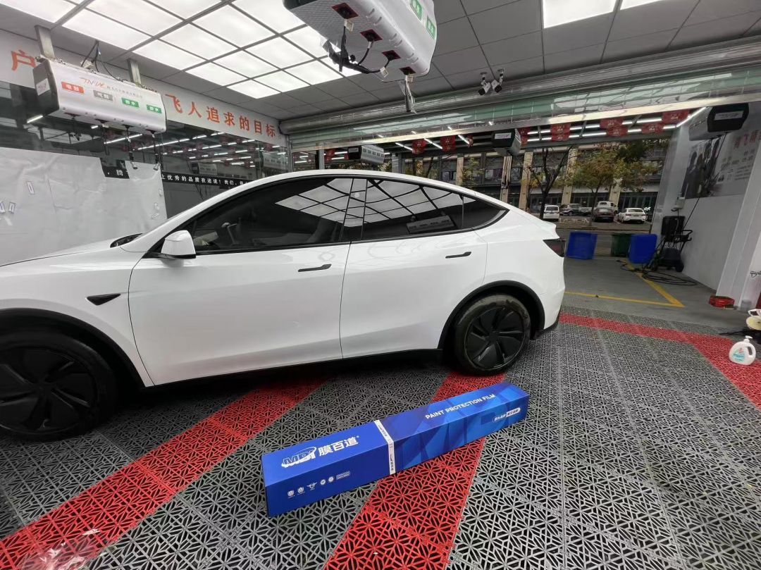 特斯拉ModelY装贴B7-铂金系列车衣7.5