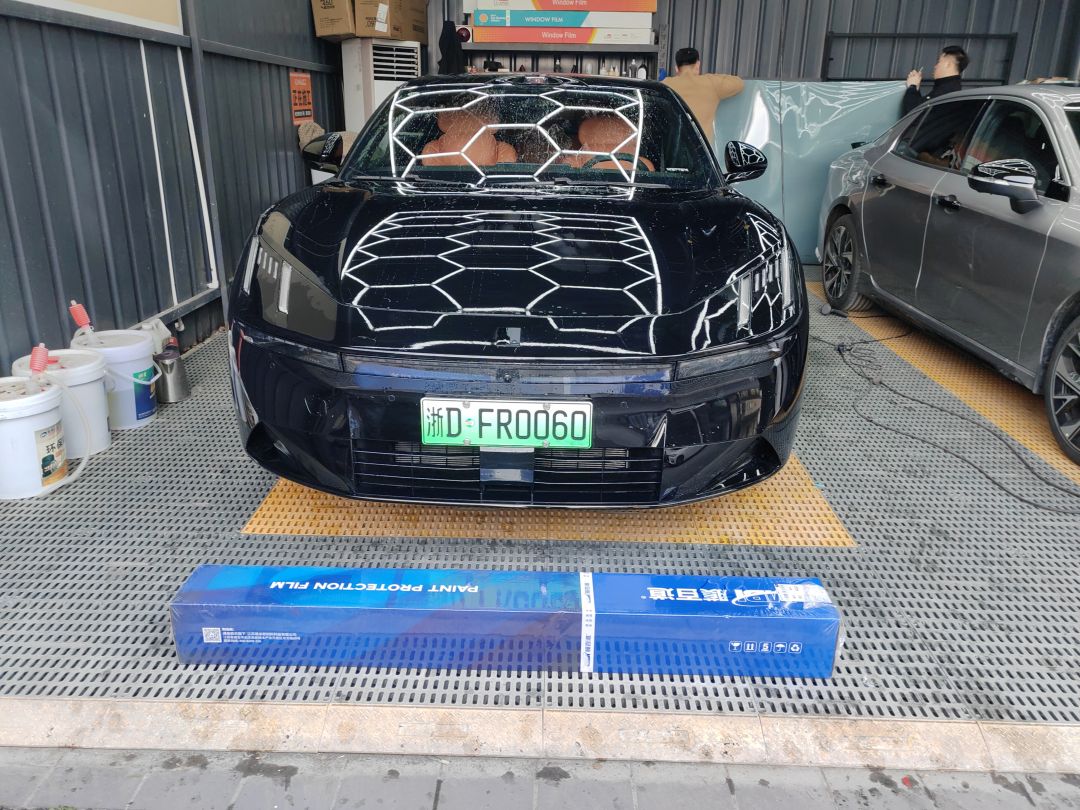 领克10装贴M8-钻石系列车衣8.5