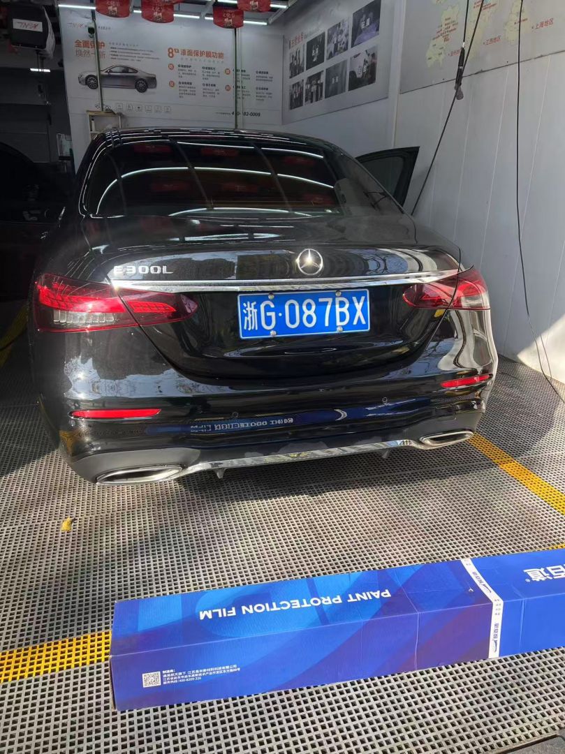 奔驰E300L装贴M7-钻石系列车衣7.5