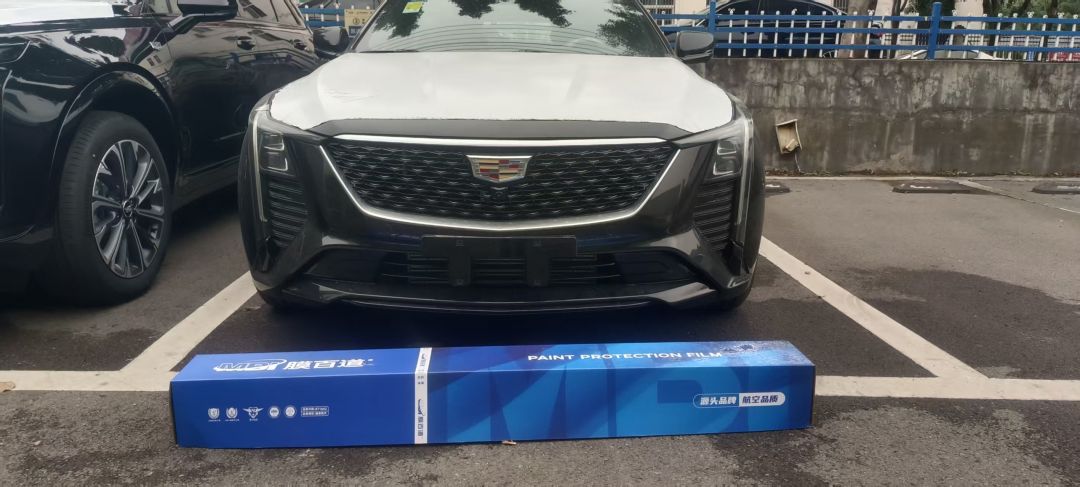 凯迪拉克CT5装贴M7-钻石系列车衣7.5