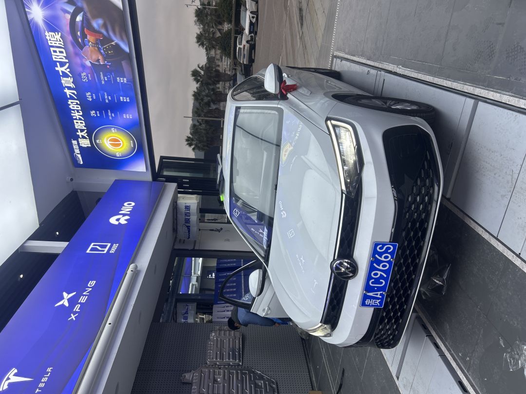 大众朗逸装贴稀拓系列太阳膜75