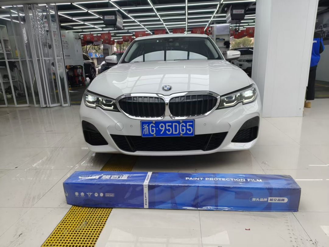 宝马宝马325LI装贴M8-钻石系列车衣8.5