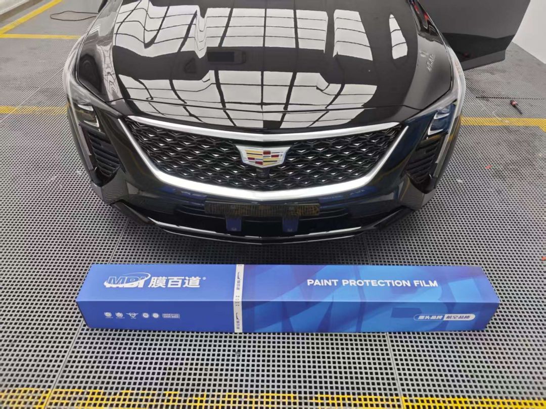 凯迪拉克CT5装贴M7-钻石系列车衣7.5