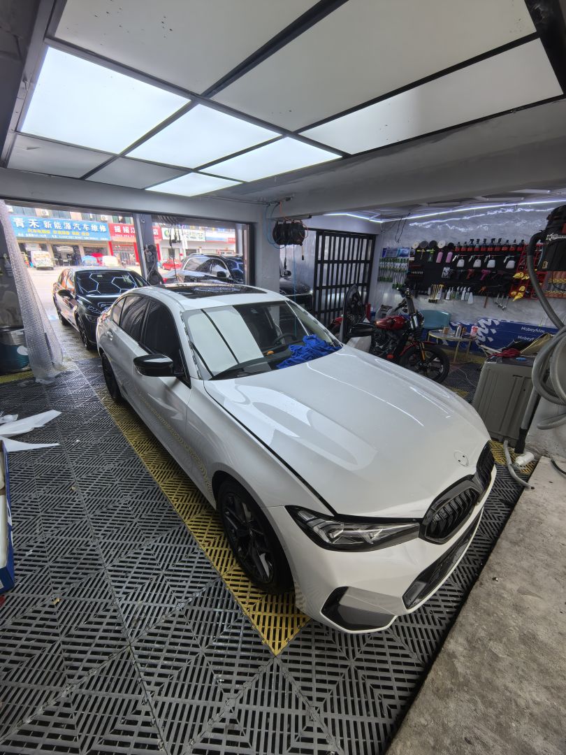 宝马330Li装贴U8-星盾系列隐形车衣7.5